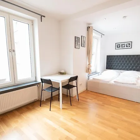 Charming Frankfurt Appartamento *